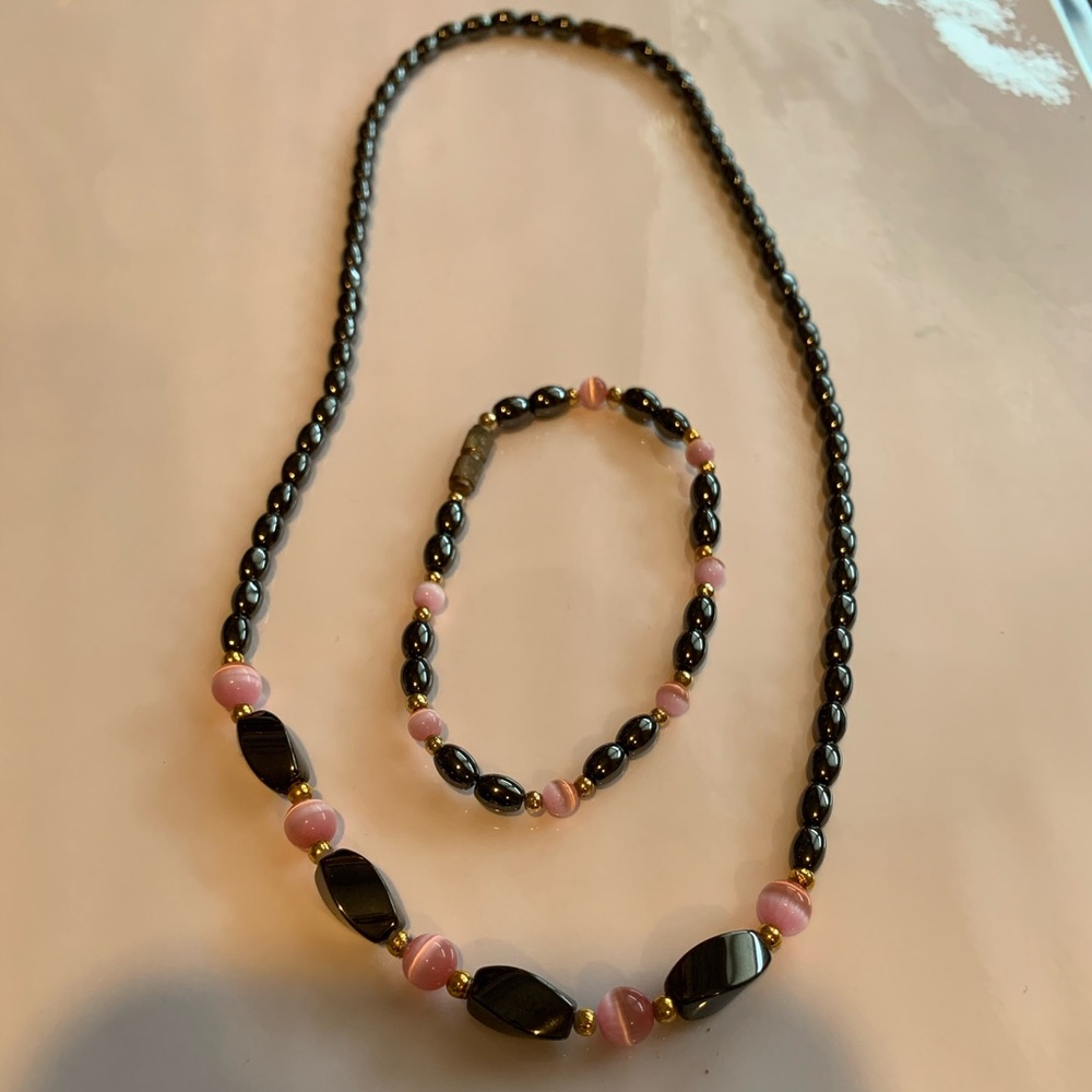Stone necklace/bracelet set